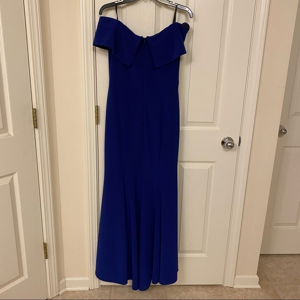 XSCAPE Petite Off-The-Shoulder Gown in Electric Blue Size 14P - Picture 6 of 9